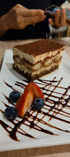 Comentarii opinii despre Peperoni Pizzeria @ Upper Thomson