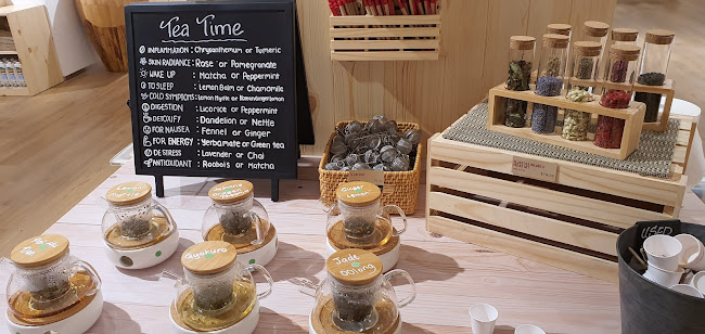 Scoop Wholefoods Great World City - Singapore