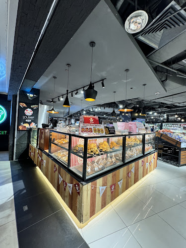 80 Marine Parade Rd, #B1-84, Singapore 449269 37 MacTaggart Rd, #07-03, Singapore 368083, 449269