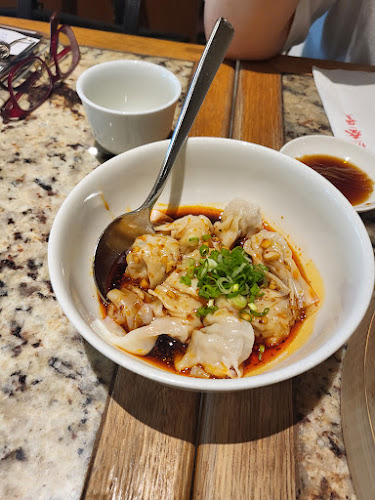 83 Punggol Central, #01-22 Waterway Point West Wing, Singapore 828761