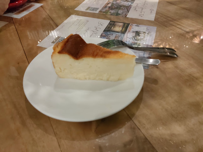 Knots Cafe & Living (Pasir Panjang) - Hospitality and gastronomy