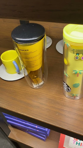 53 Ang Mo Kio Ave 3, B1-65 AMK Hub, Singapore 569933