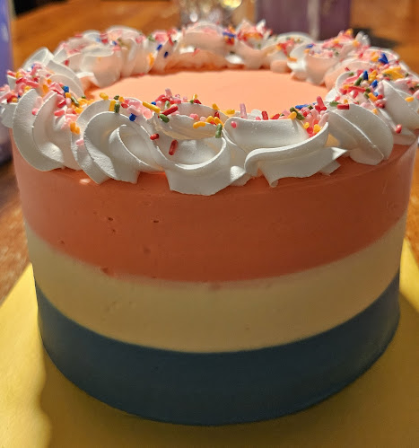 Opinii despre Whyzee | Birthday Cake Delivery Singapore în Singapore - Hospitality and gastronomy