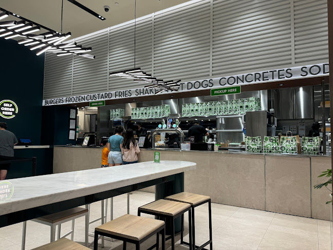 Shake Shack Westgate - Singapore