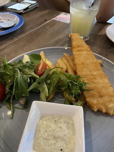 Lazy Lizard - The Promenade - Hospitality and gastronomy