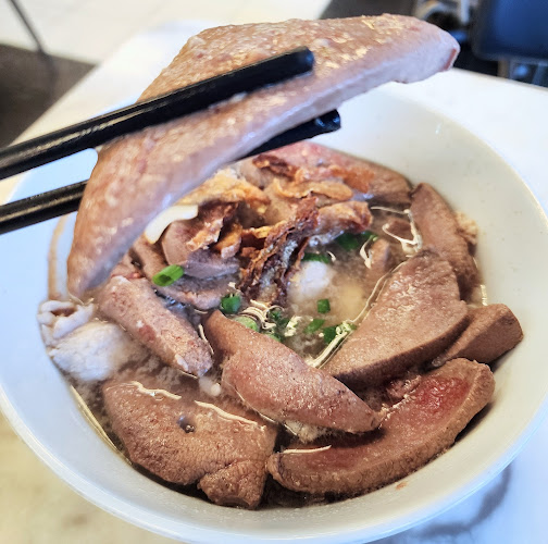 Rong Fa (Mui Siong) Minced Meat Noodles (榮發(梅松)肉脞面) - Hospitality and gastronomy