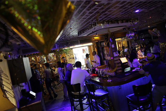 Comentarii opinii despre Mogambo Bar & Restaurant