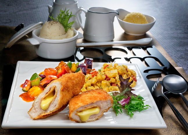 Comentarii opinii despre Fat Belly Western Delight (Kim Keat)