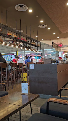 Opinii despre O’Coffee Club (T4) în Singapore - Hospitality and gastronomy