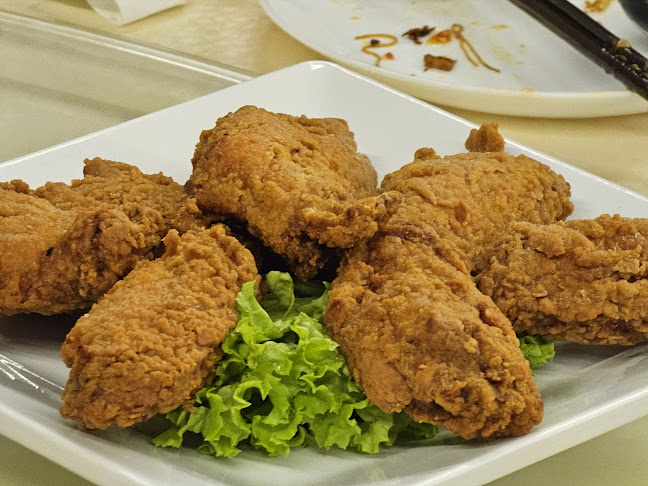 Crab Delivery Singapore by 8 Crabs - Hospitality and gastronomy