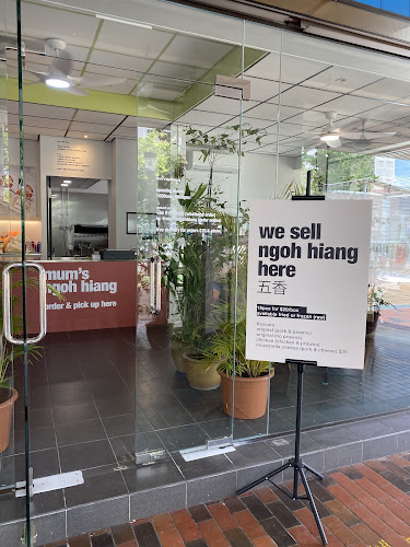 Mum's Ngoh Hiang Cafe - Hospitality and gastronomy