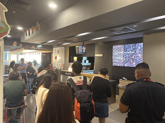 Opinii despre McDonald's Harbourfront Centre în Singapore - Hospitality and gastronomy