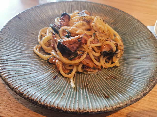 Opinii despre Forma în Singapore - Hospitality and gastronomy