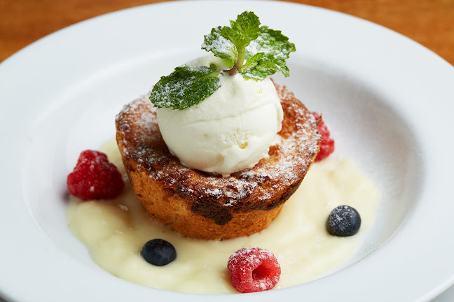 Comentarii opinii despre The Queen & Mangosteen