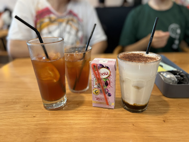 Opinii despre Rise & Grind Coffee Co. în Singapore - Hospitality and gastronomy