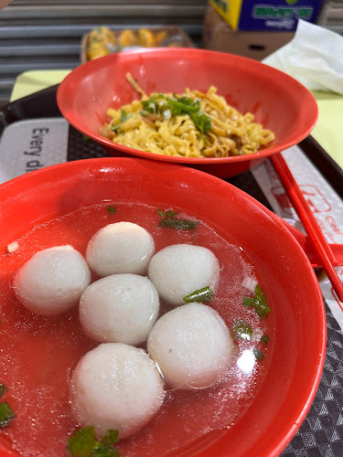 Bendemeer Market & Food Centre