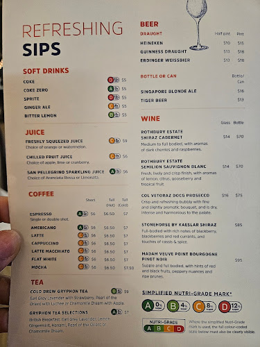 Express Cafe & Bar @ Holiday Inn Express & Suites Singapore Novena - Singapore