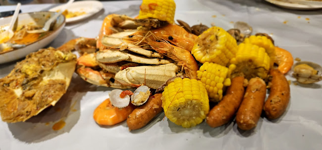 Dancing Crab (Northshore Plaza II) - Hospitality and gastronomy