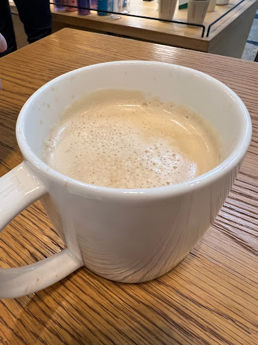 Comentarii opinii despre Starbucks Terminal 3 Departure Hall