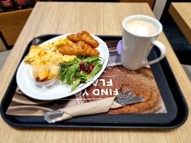 The Coffee Bean & Tea Leaf - Changi General Hospital - Hospitality and gastronomy