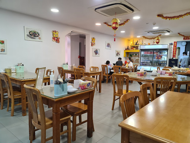 Mae Toi Mahasarakahm Thai restaurant