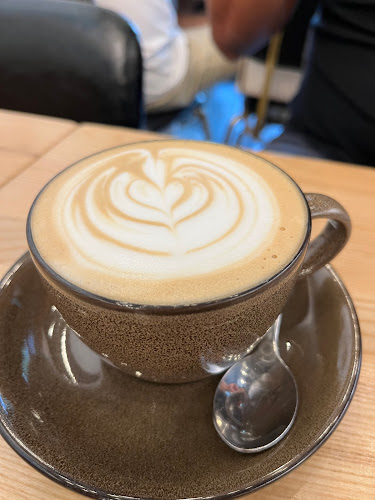 131 Tyrwhitt Rd, Singapore 207553