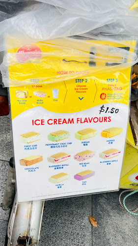 Old’s Uncle Ice Cream Stand by Walls - Singapore