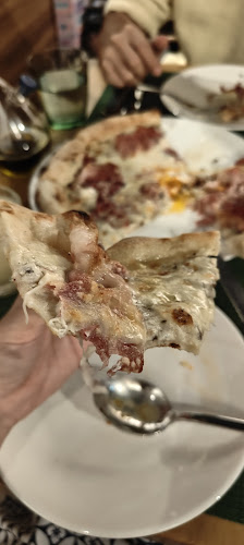 Opinii despre La Bettola Pizza & Grill în Singapore - Hospitality and gastronomy