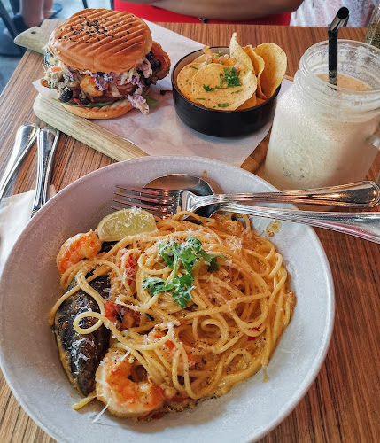 Refuel Cafe - Hospitality and gastronomy