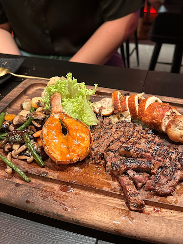 Fu Lin - Clarke Quay - Hospitality and gastronomy