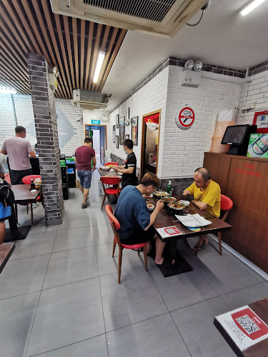 Opinii despre 满族火锅 Man Zhu Steamboat Restaurant în Singapore - Hospitality and gastronomy