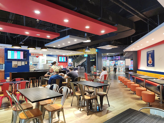 Comentarii opinii despre Arnold's Fried Chicken