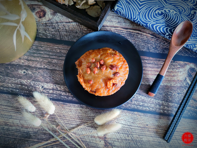 Sixth Floor Oyster Cake - Northshore Plaza - Hospitality and gastronomy