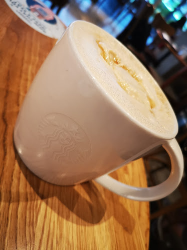 930 Yishun Ave 2, #01-07/08 Northpoint City North Wing, Singapore 769098