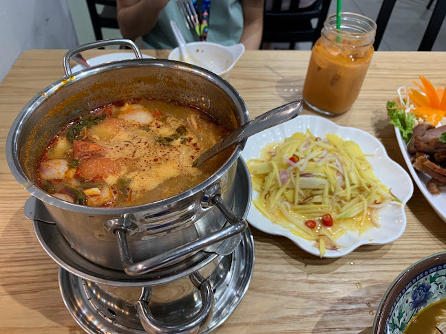 Chok Dee Authentic Thai Cuisine - Hospitality and gastronomy