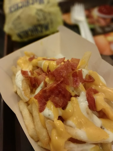 Comentarii opinii despre McDonald's Bukit Batok