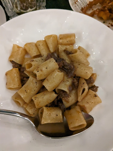 128 Tembeling Rd, Singapore 423638