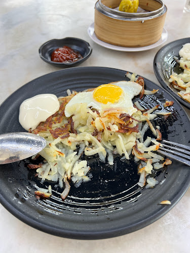 Blk 210 Hougang St 21, #01-261, Singapore 530210