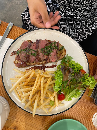 Earlybird - Singapore