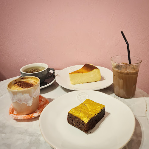 430 Upper Changi Rd, #01-73 East Village, Singapore 487048