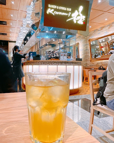 Kiwami: Ramen & Gyoza Bar (Guoco Tower) - Hospitality and gastronomy