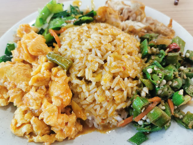 Opinii despre Broadway Coffeeshop @ 51 Changi Business Park Central 2 în Singapore - Hospitality and gastronomy