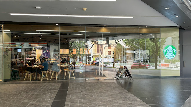 Comentarii opinii despre Starbucks Aperia