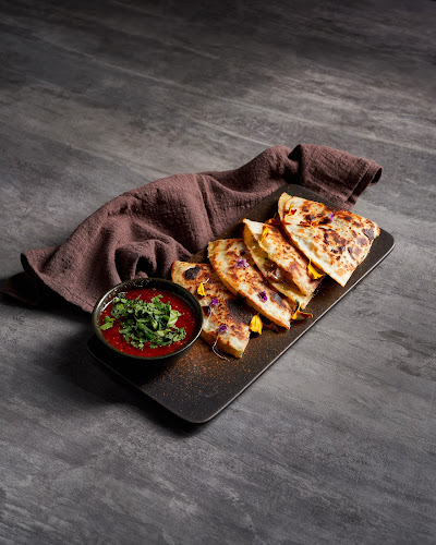 Comentarii opinii despre Overworked Gastrobar