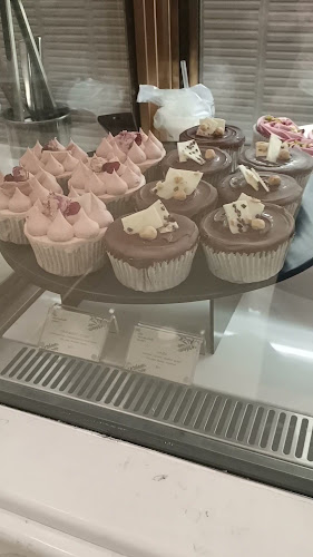 370 Alexandra Rd, #01-23/24/25/35/36 Anchorpoint Shopping Centre, Singapore 159953