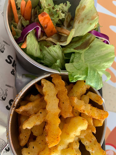 Skirt & Dirt - Hospitality and gastronomy