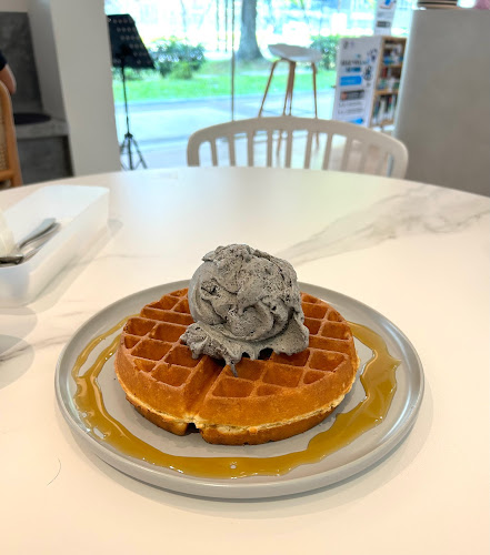 Comentarii opinii despre First Story Cafe - Coffee, Gelato, and Waffles