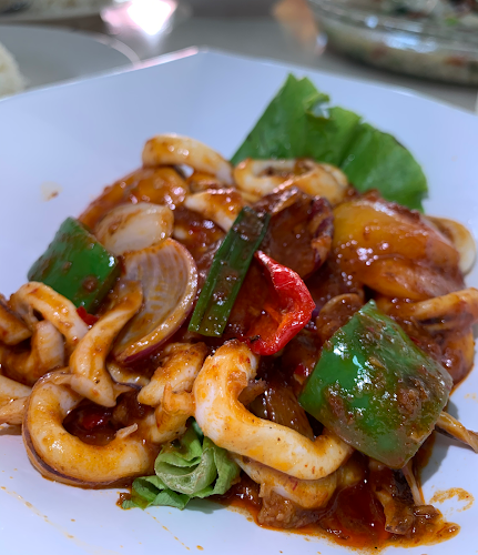 Yun Seafood Fishhead Steamboat - Hospitality and gastronomy