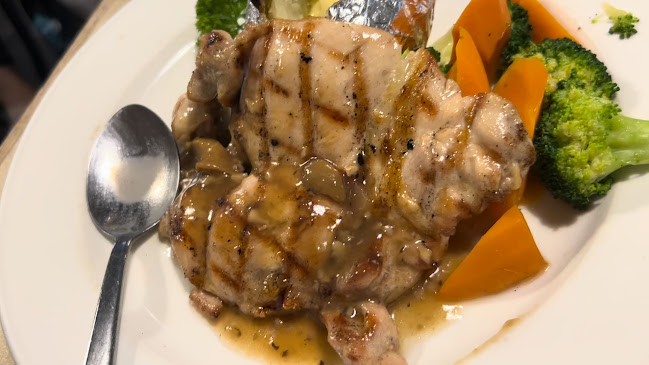 Opinii despre Buddy Hoagies Café & Grill (Waterway Point) în Singapore - Hospitality and gastronomy