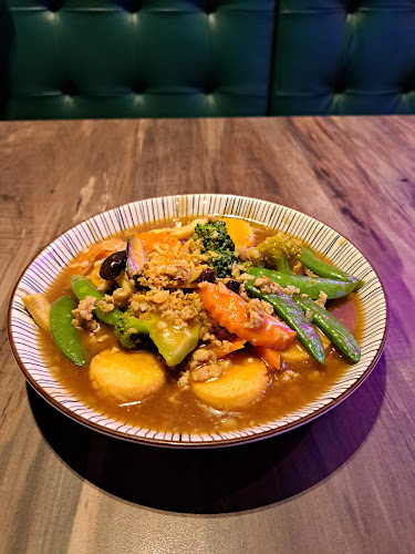 136 Tessensohn Rd, Singapore 217699